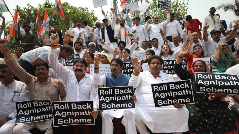 JKPCC Observes Peaceful Satyagraha Against Agnipath Scheme of BJP Government